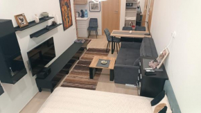 L studio